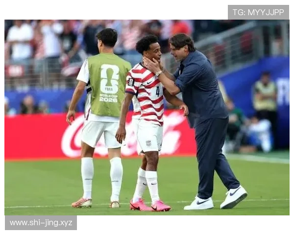 美国2-0完胜波黑,主场军团强势挺进16强 美国2-0完胜波黑,主场军团强势挺进16强